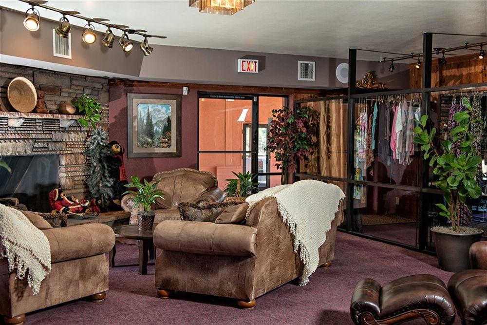 Mountain Ranch Resort At Beacon Hill Williams Esterno foto