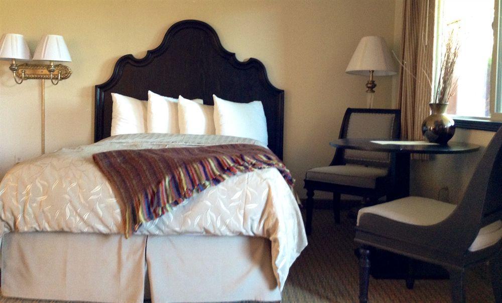 Mountain Ranch Resort At Beacon Hill Williams Esterno foto