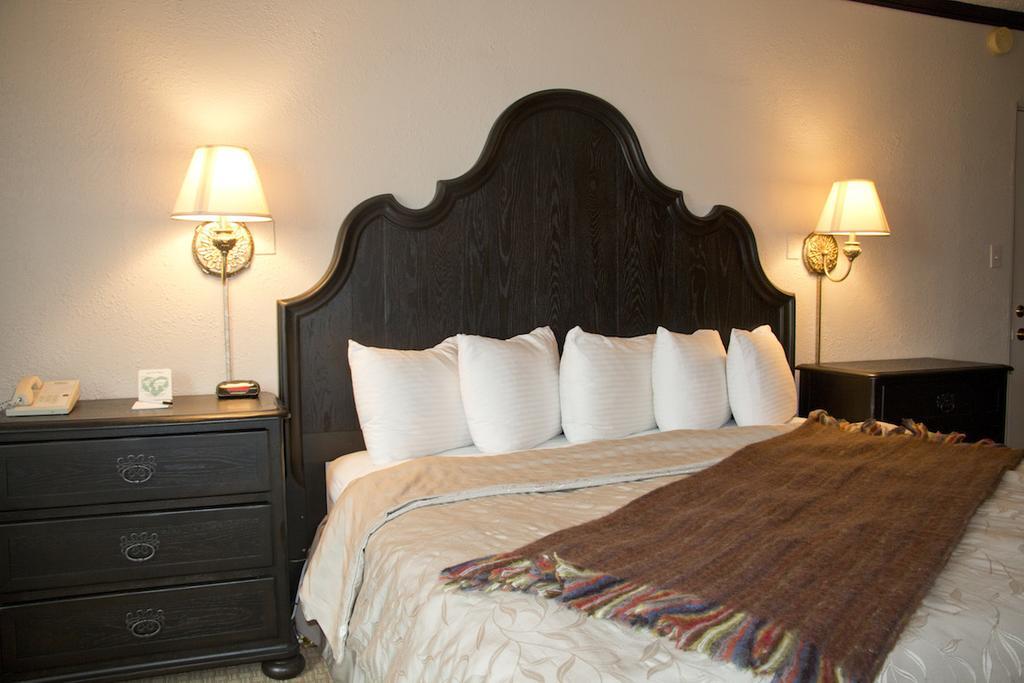 Mountain Ranch Resort At Beacon Hill Williams Esterno foto