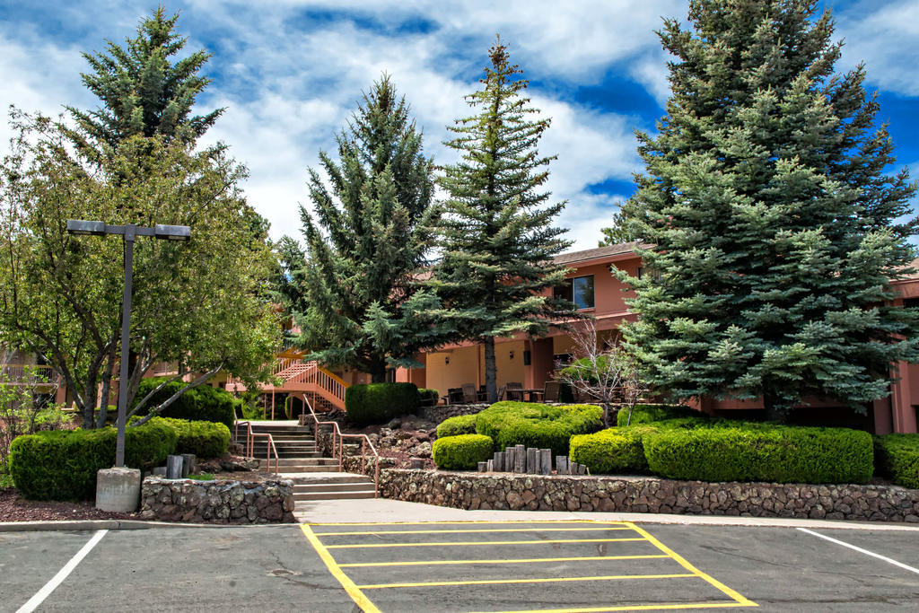 Mountain Ranch Resort At Beacon Hill Williams Esterno foto