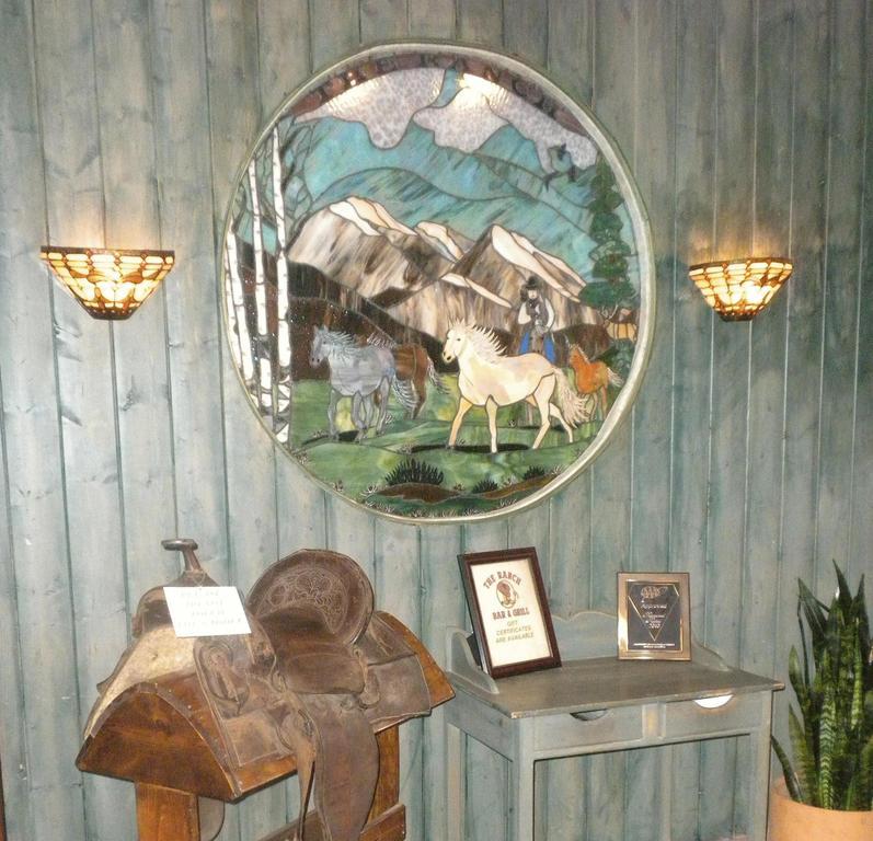 Mountain Ranch Resort At Beacon Hill Williams Esterno foto