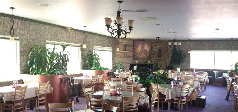 Mountain Ranch Resort At Beacon Hill Williams Esterno foto