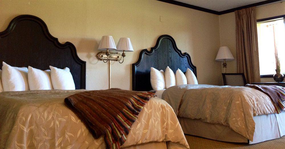 Mountain Ranch Resort At Beacon Hill Williams Esterno foto